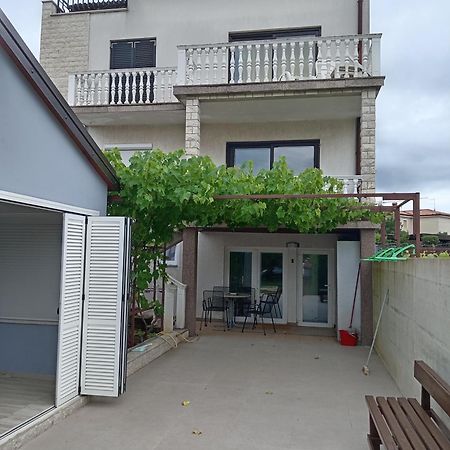 Lili Apartment Umag Exterior foto